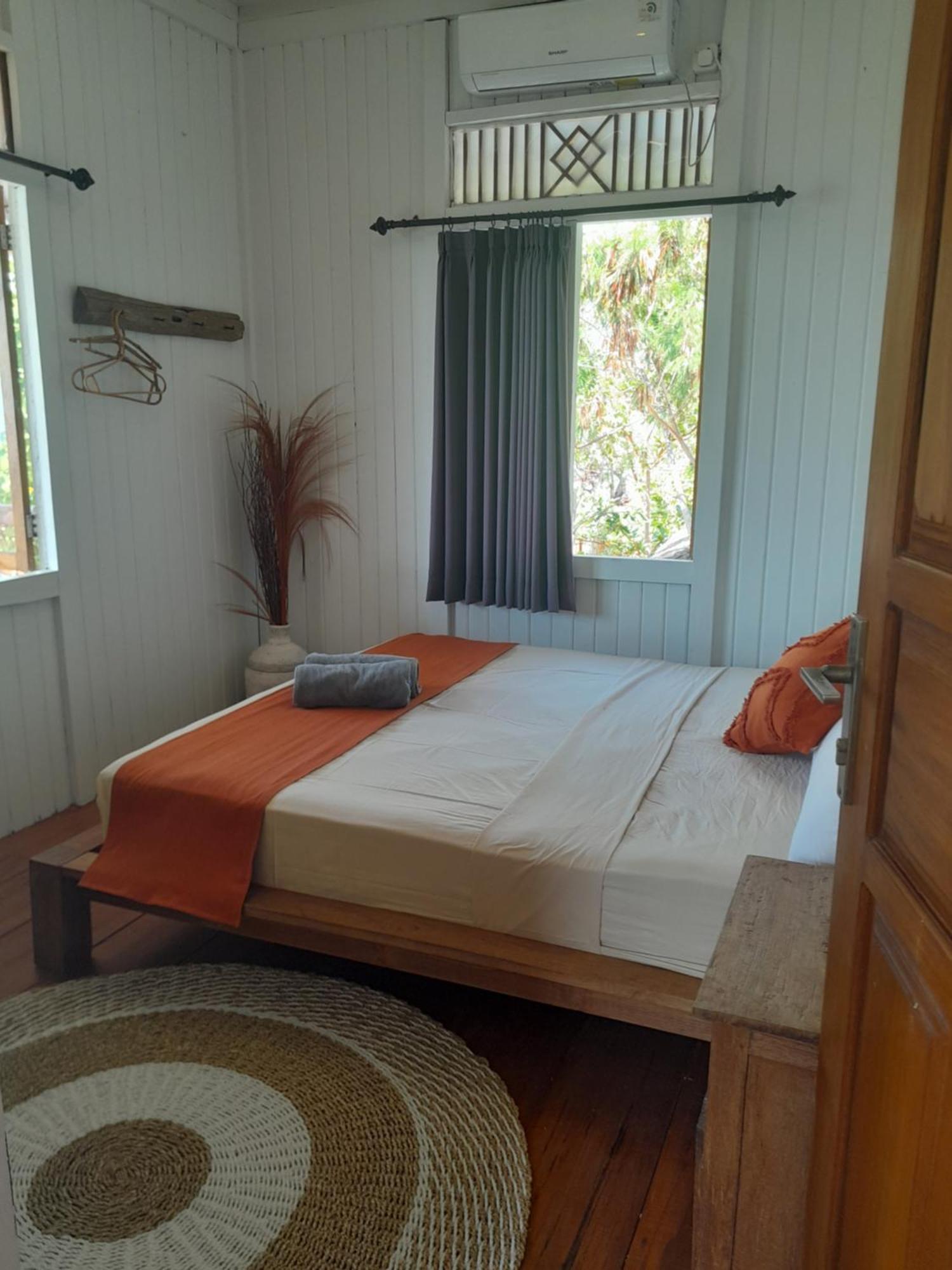 The High Dive Gili Gede By Ultimate Resorts Exterior foto